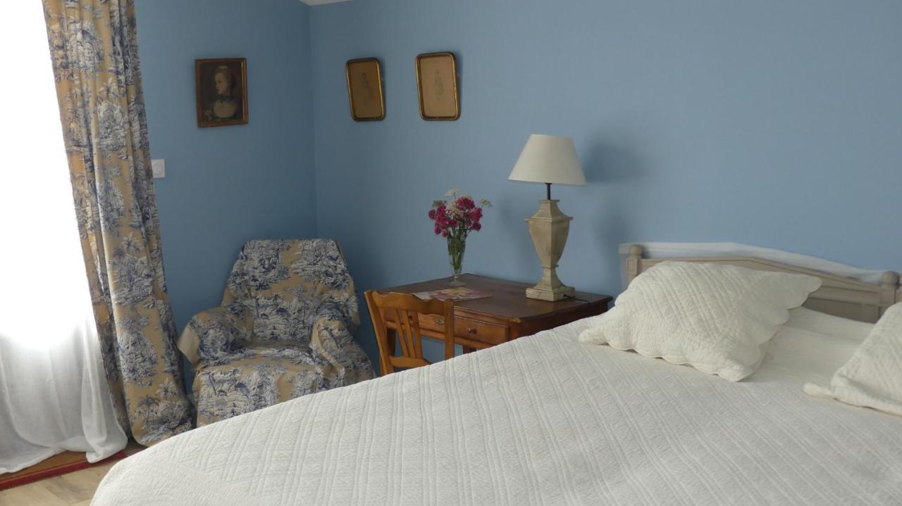 Bed and Breakfast La Petite Lande Menil Екстер'єр фото