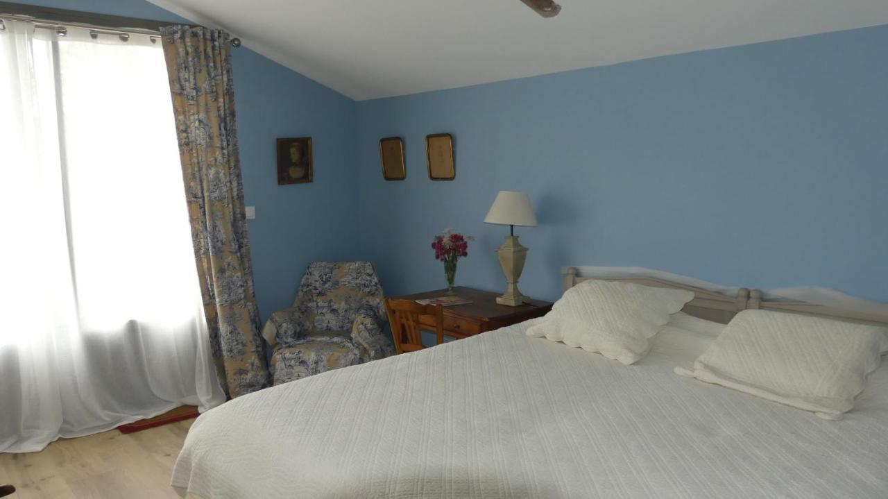 Bed and Breakfast La Petite Lande Menil Екстер'єр фото