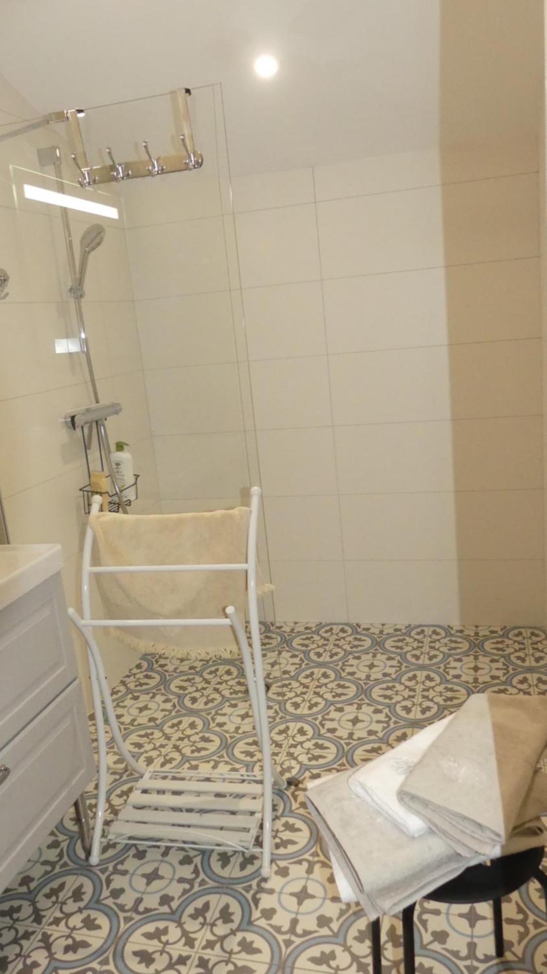 Bed and Breakfast La Petite Lande Menil Екстер'єр фото